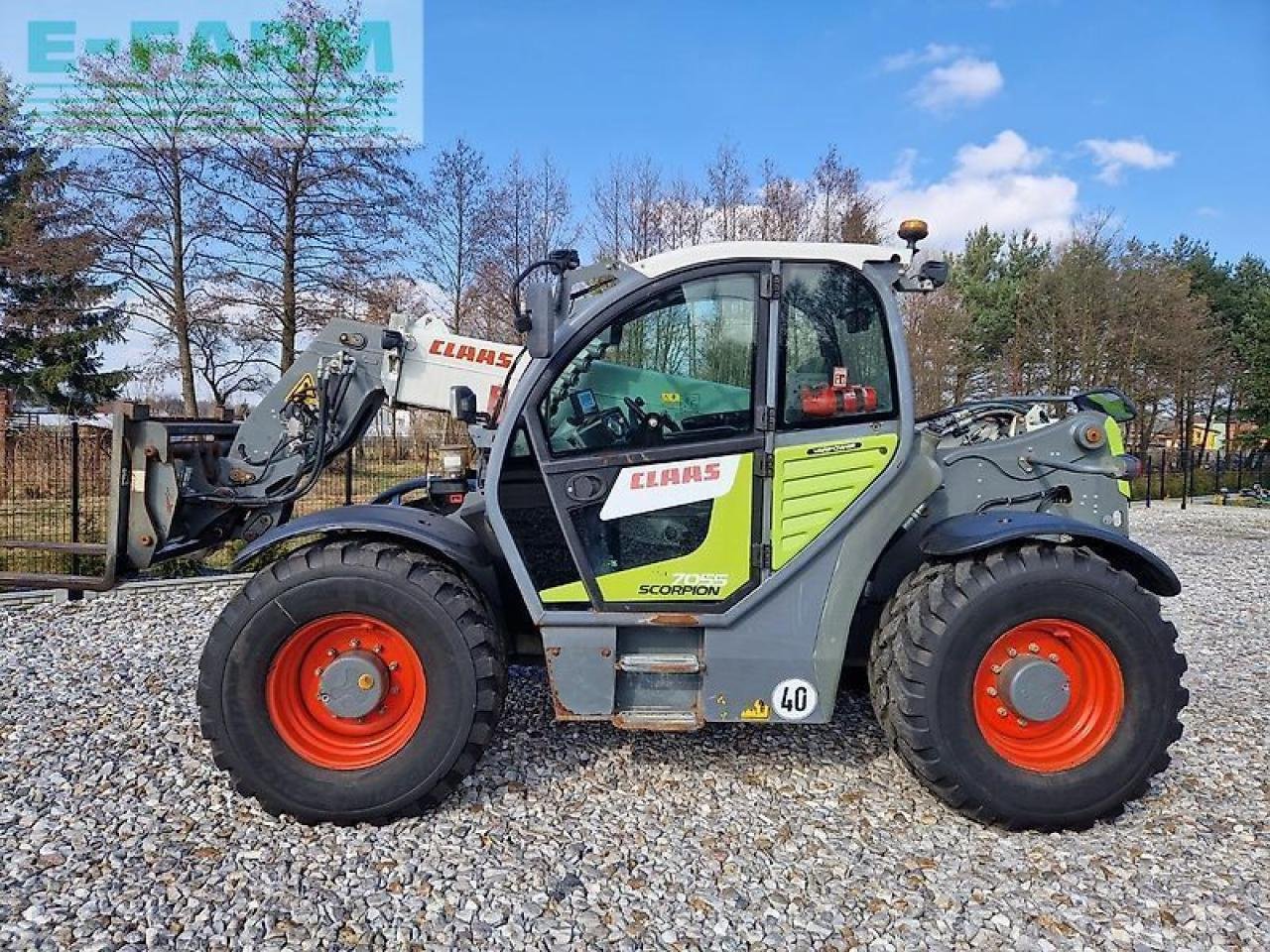 Radlader of the type CLAAS scorpion 7055, Gebrauchtmaschine in ZELOW (Picture 7)