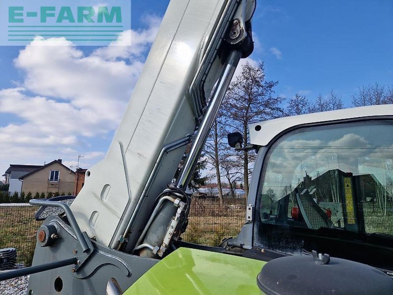 Radlader of the type CLAAS scorpion 7055, Gebrauchtmaschine in ZELOW (Picture 21)