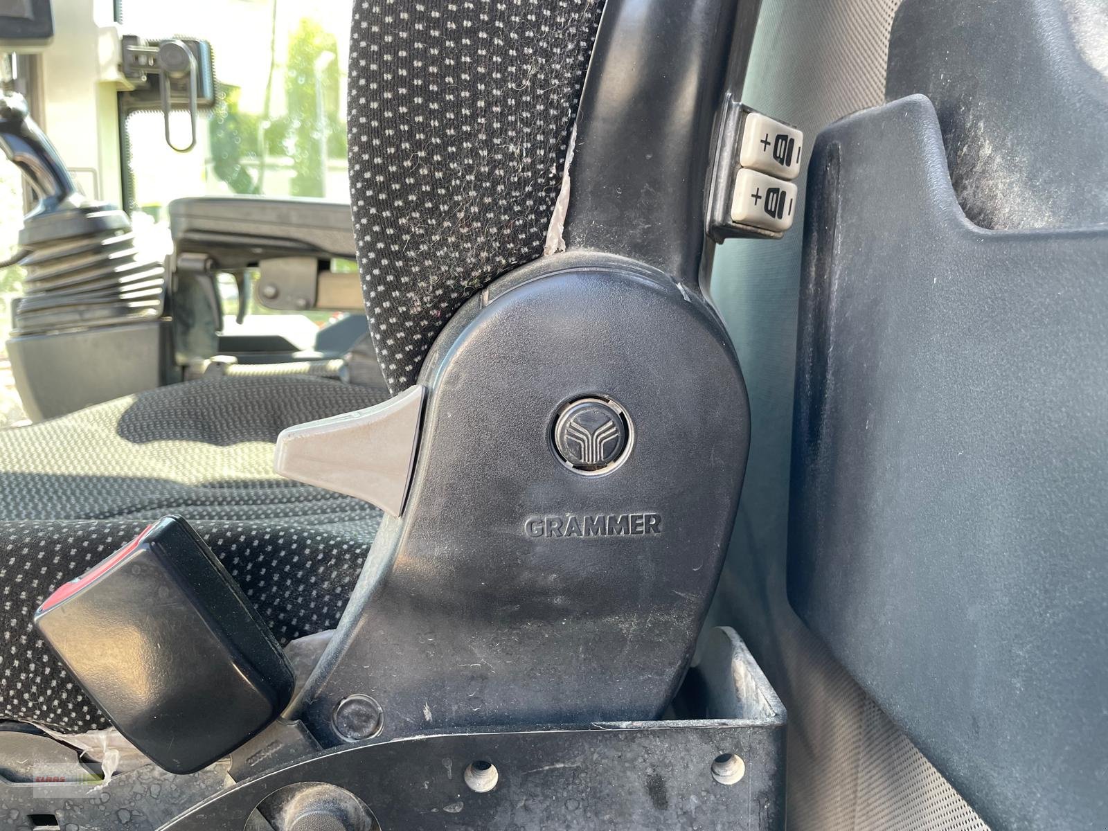 Radlader des Typs CLAAS Torion 1511 VP  E-FARM Auktion, Gebrauchtmaschine in Langenau (Bild 6)