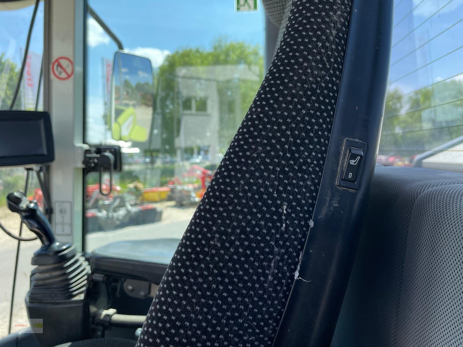 Radlader des Typs CLAAS Torion 1511 VP  E-FARM Auktion, Gebrauchtmaschine in Langenau (Bild 9)