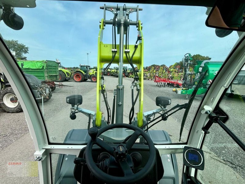 Radlader des Typs CLAAS TORION 530, NEU !, Neumaschine in Westerstede (Bild 18)