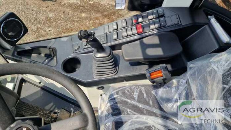 Radlader des Typs CLAAS TORION 530, Neumaschine in Erndtebrück-Womelsdorf (Bild 6)