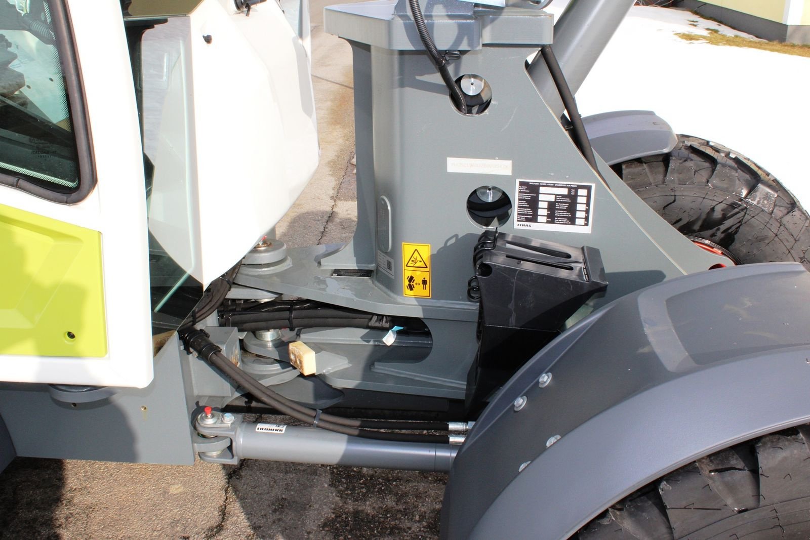 Radlader of the type CLAAS Torion  530, Vorführmaschine in Neukirchen am Walde  (Picture 7)