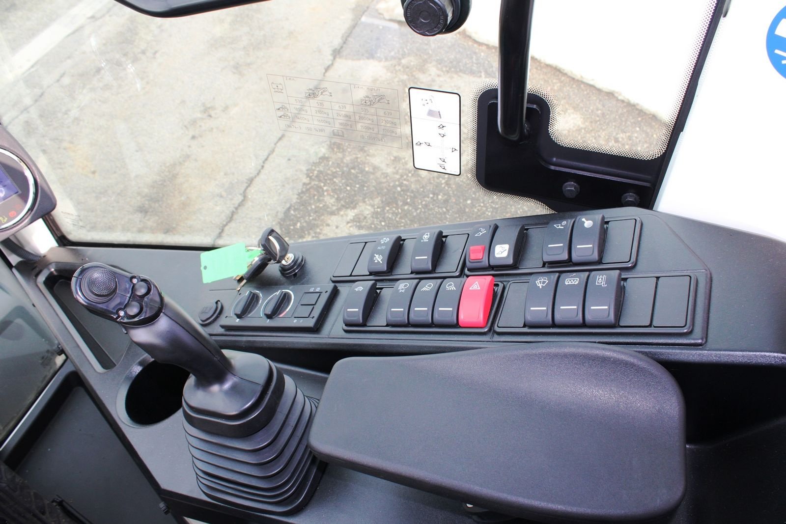 Radlader of the type CLAAS Torion  530, Vorführmaschine in Neukirchen am Walde  (Picture 19)