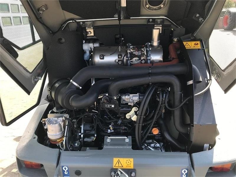 Radlader des Typs CLAAS TORION 535 high-lift, Gebrauchtmaschine in Ribe (Bild 11)