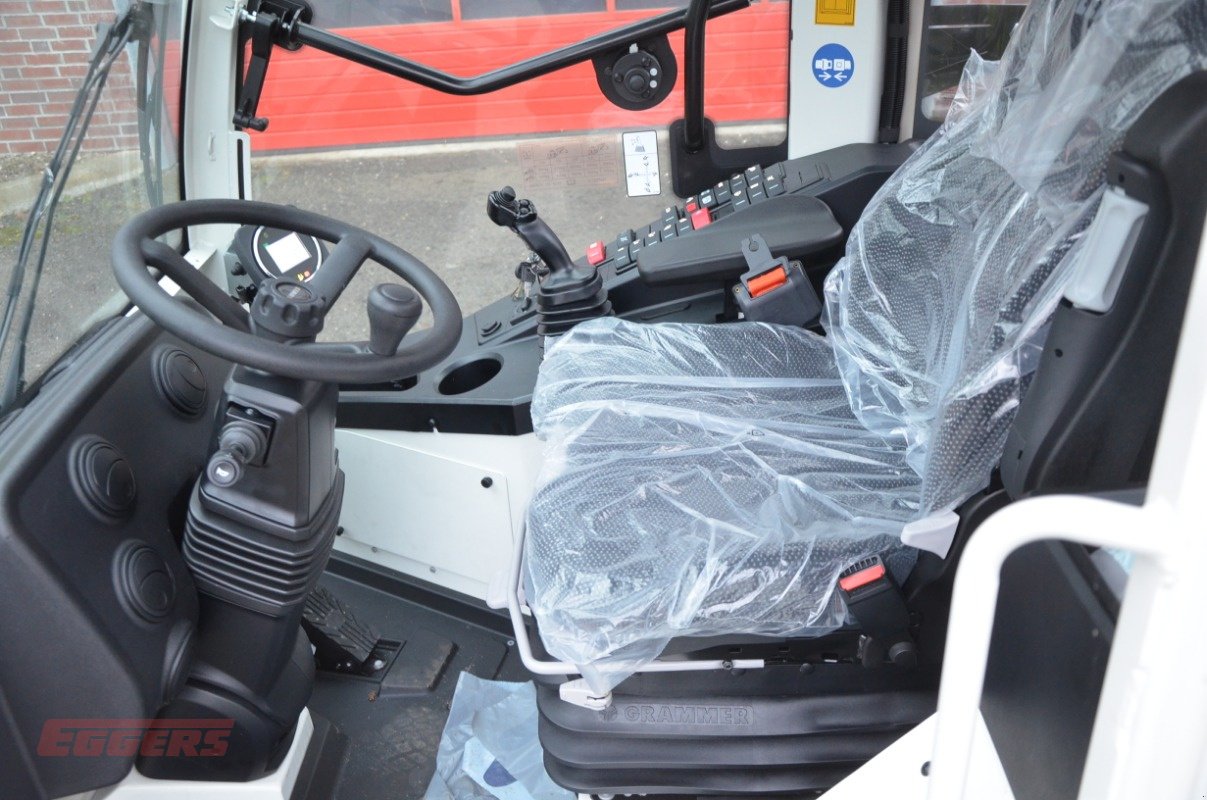 Radlader of the type CLAAS TORION 535, Neumaschine in Suhlendorf (Picture 13)