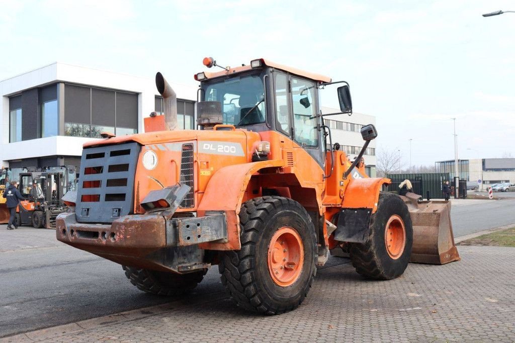 Radlader van het type Doosan DL200-3, Gebrauchtmaschine in Antwerpen (Foto 7)