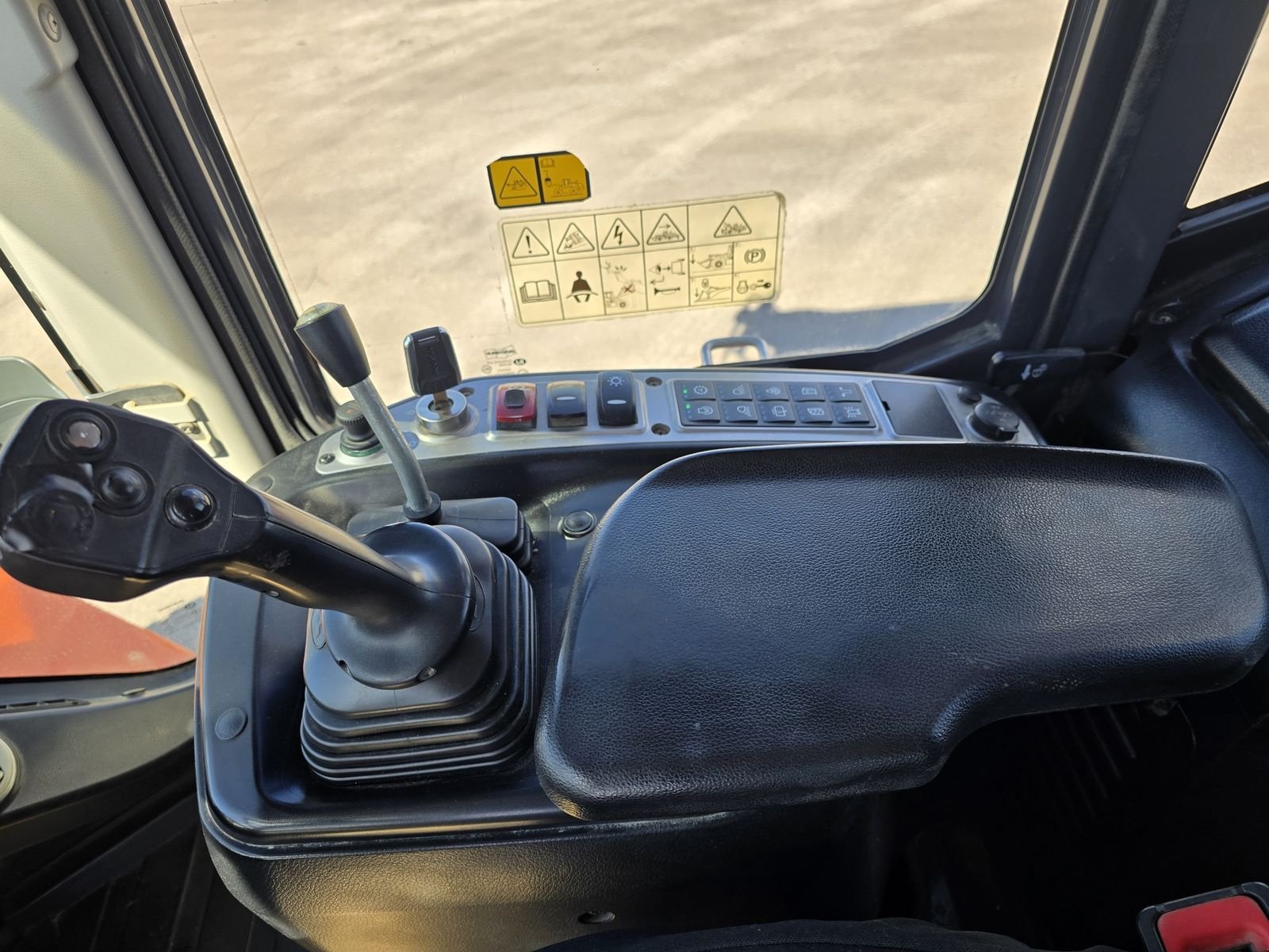 Radlader typu Doosan DL220-5, Gebrauchtmaschine v Gabersdorf (Obrázek 12)