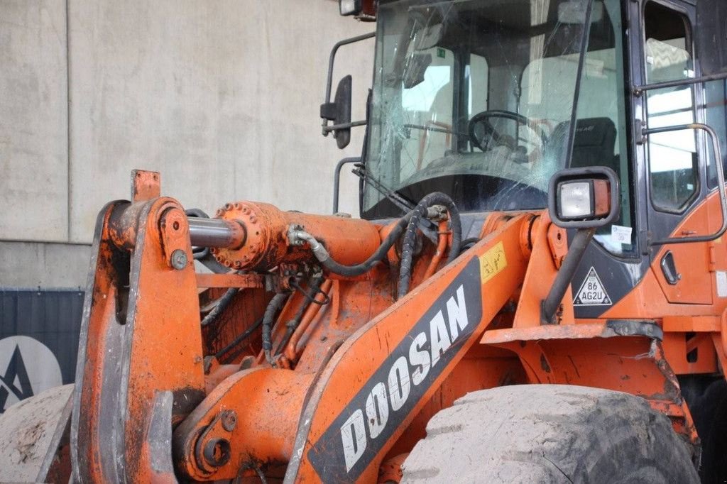 Radlader del tipo Doosan DL300 Series III, Gebrauchtmaschine en Antwerpen (Imagen 11)
