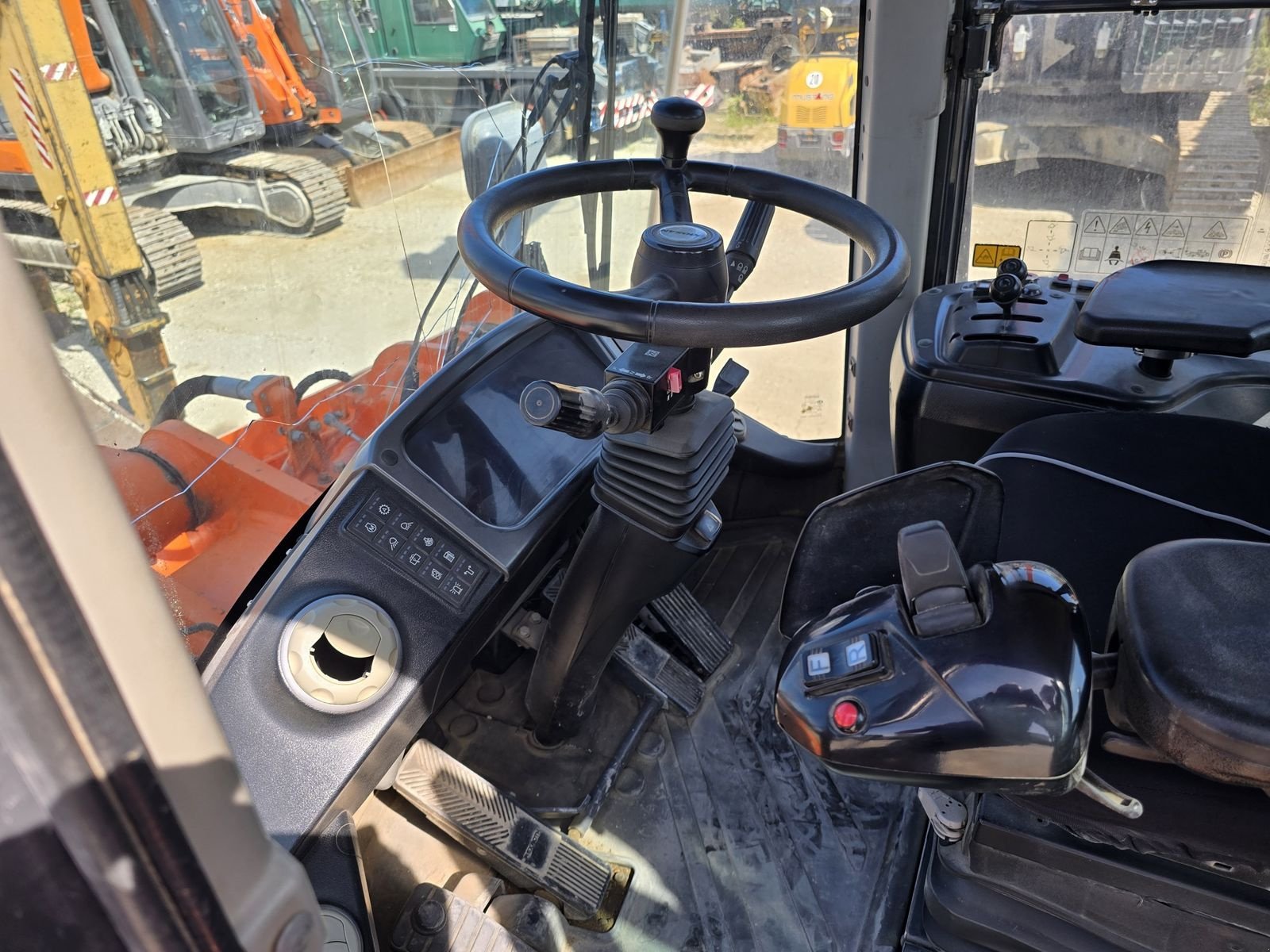 Radlader typu Doosan DL420-5, Gebrauchtmaschine v Gabersdorf (Obrázek 15)