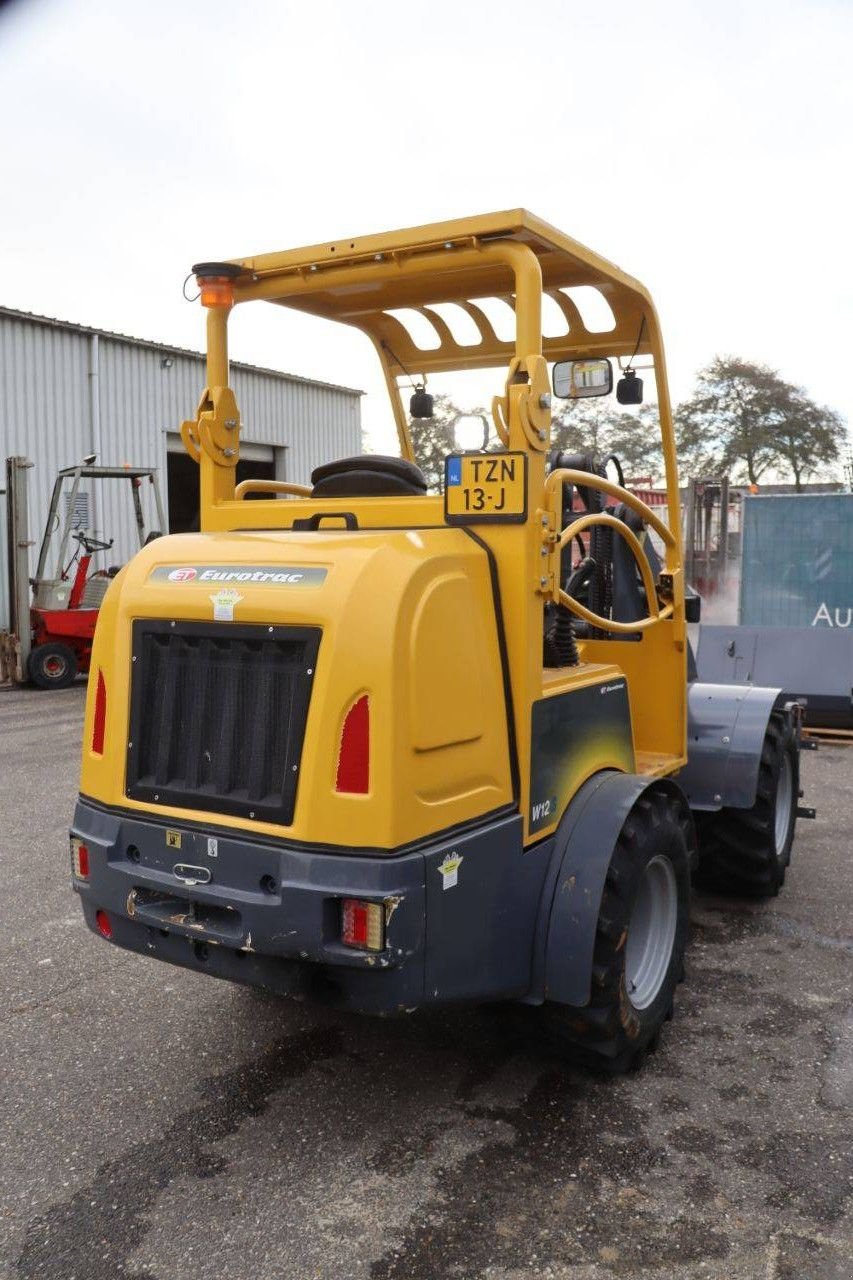 Radlader от тип Eurotrac 820/W12S, Gebrauchtmaschine в Antwerpen (Снимка 7)