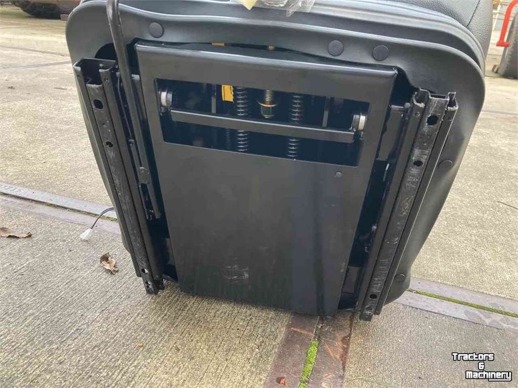 Radlader tip Eurotrac Mechanisch geveerde stoel, Gebrauchtmaschine in Zevenaar (Poză 5)
