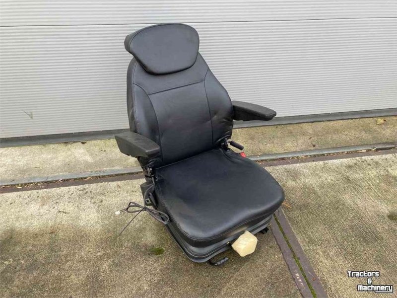 Radlader du type Eurotrac Mechanisch geveerde stoel, Gebrauchtmaschine en Zevenaar (Photo 1)