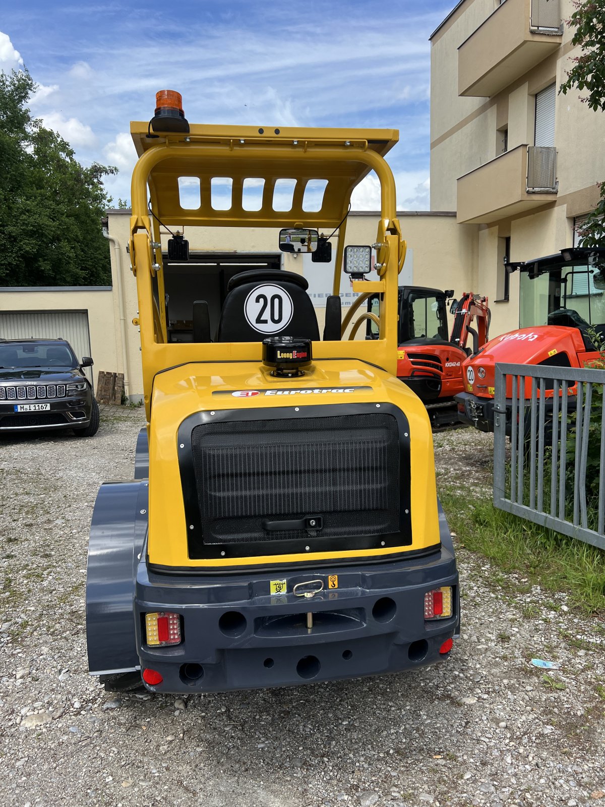 Radlader des Typs Eurotrac W 12F XL - Pflasterpalette, Neumaschine in Garching  (Bild 7)