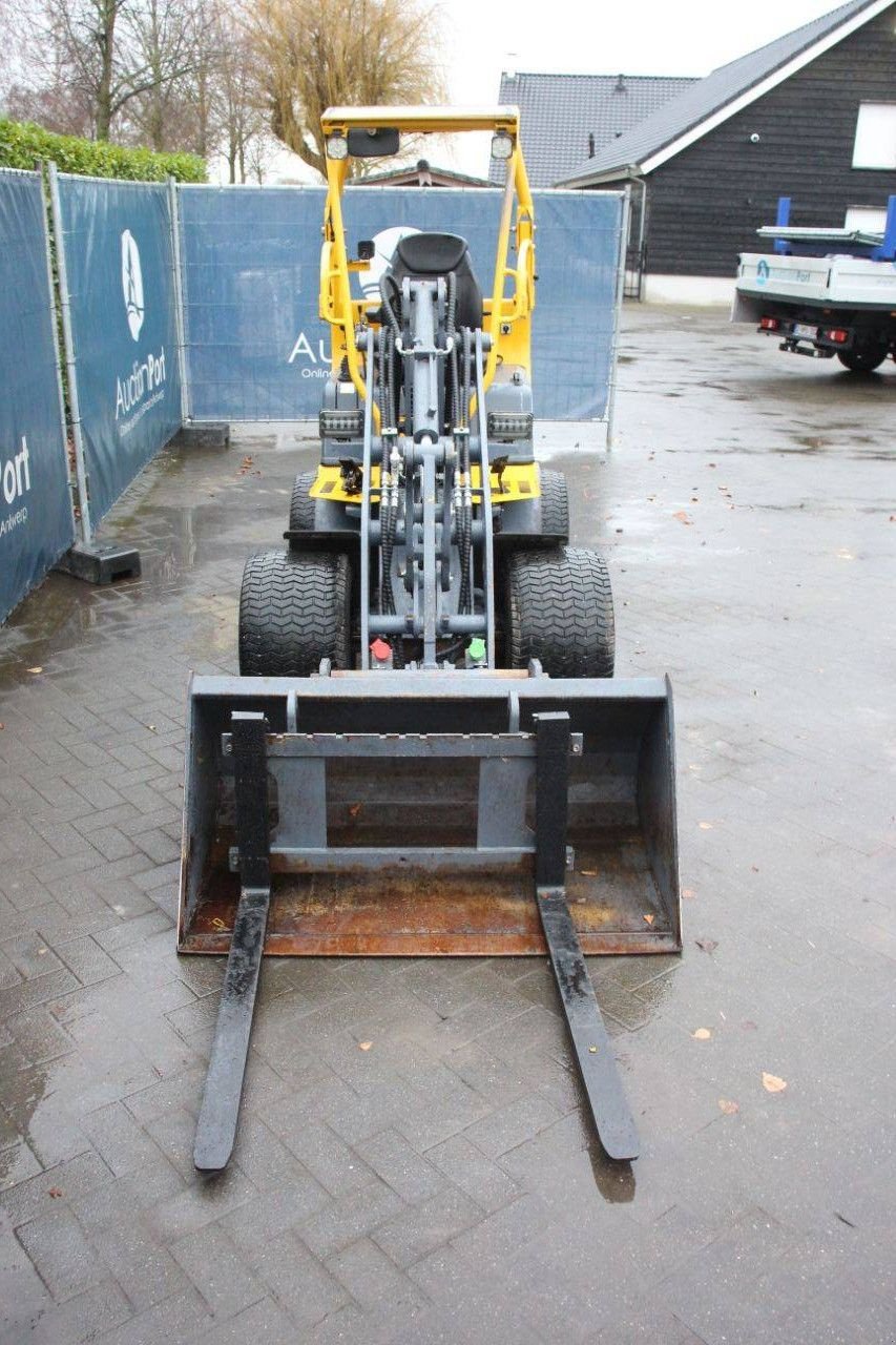 Radlader des Typs Eurotrac W11-ME, Gebrauchtmaschine in Antwerpen (Bild 8)