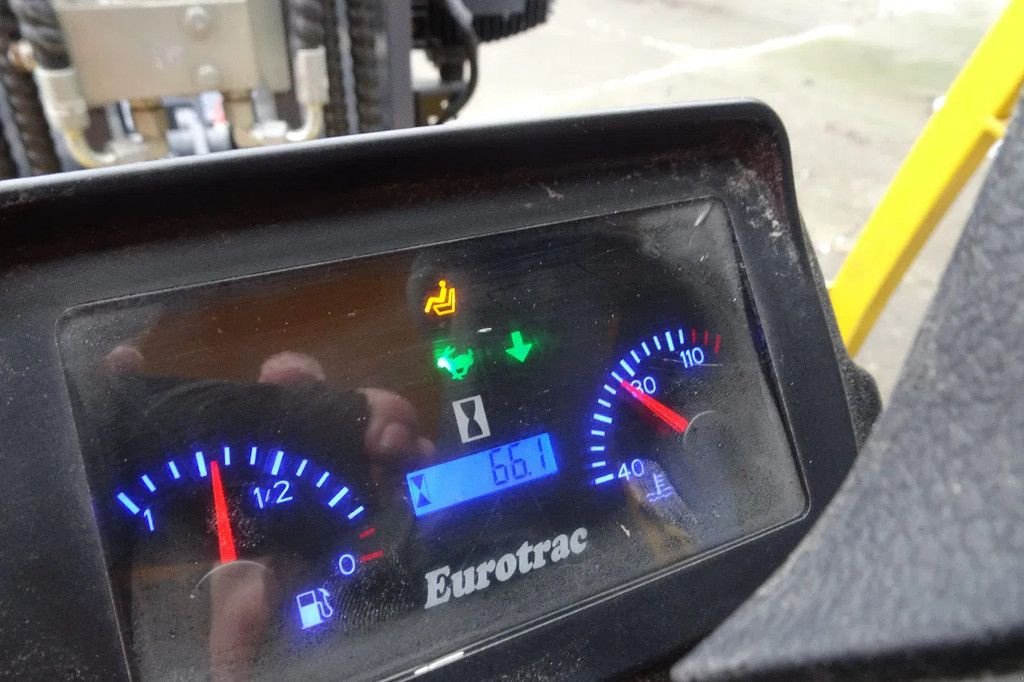 Radlader of the type Eurotrac W11 Shovel laadschop, Neumaschine in Losdorp (Picture 5)