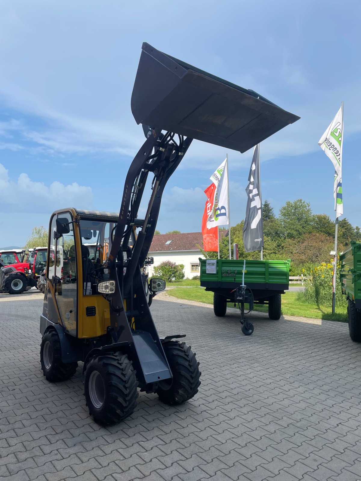 Radlader of the type Eurotrac W11, Gebrauchtmaschine in Fürsteneck (Picture 4)