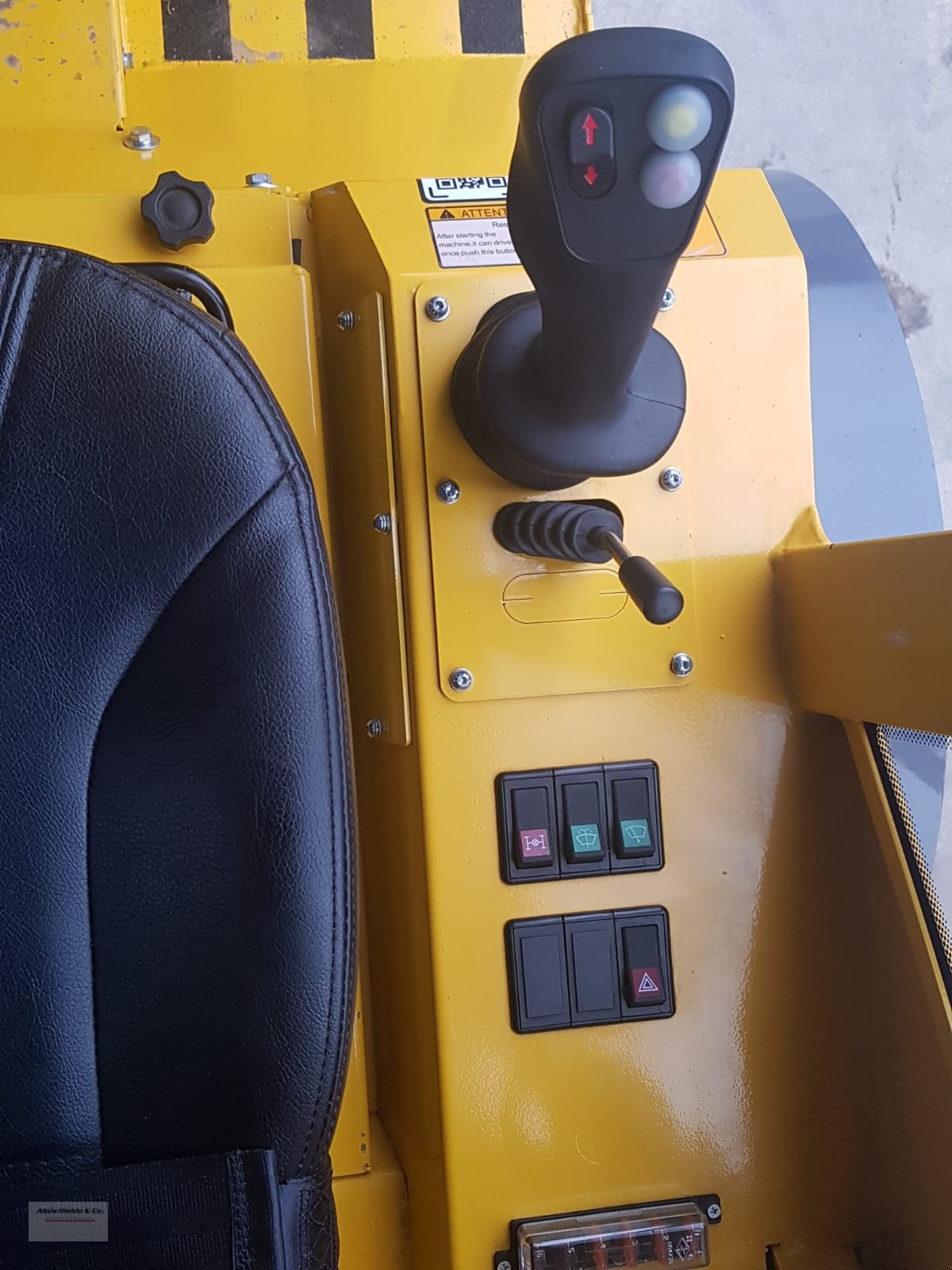 Radlader des Typs Eurotrac W11, Neumaschine in Tapfheim (Bild 6)