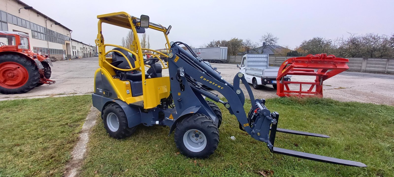 Radlader des Typs Eurotrac W11, Neumaschine in Delitzsch (Bild 10)