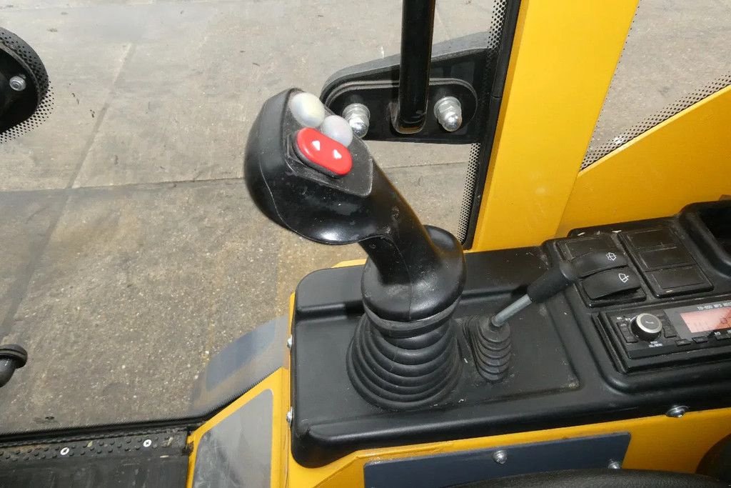 Radlader of the type Eurotrac W12CS DEMO, Gebrauchtmaschine in Losdorp (Picture 9)