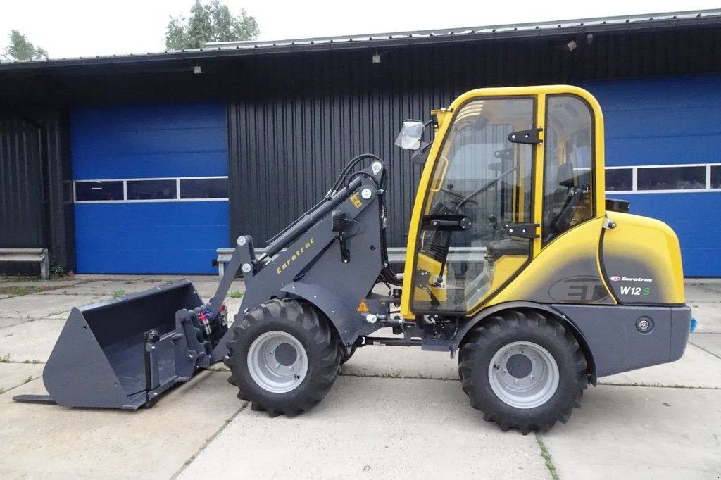 Radlader des Typs Eurotrac W12CS met cabine, Neumaschine in Losdorp (Bild 1)