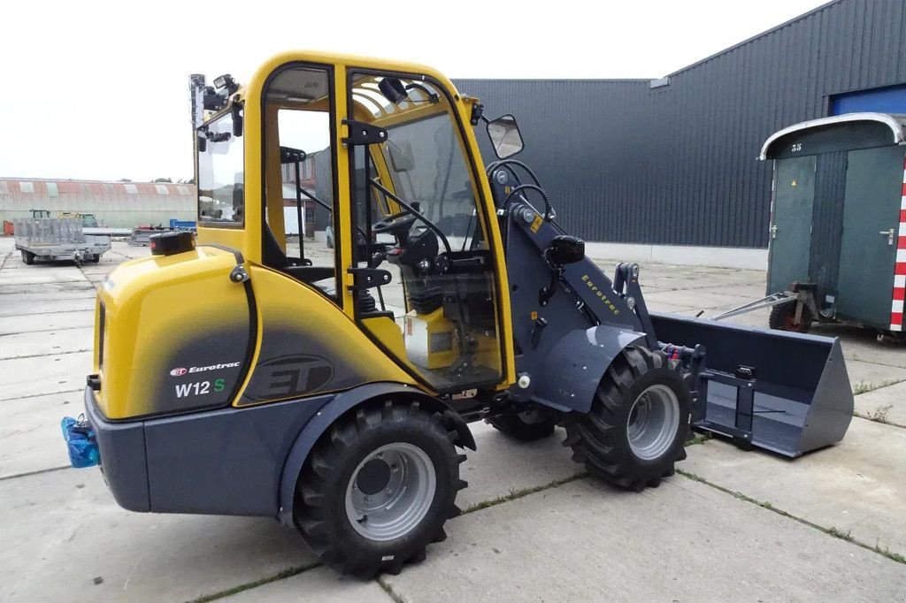 Radlader des Typs Eurotrac W12CS met cabine, Neumaschine in Losdorp (Bild 2)