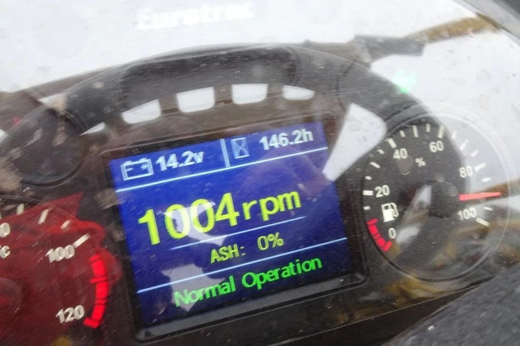 Radlader des Typs Eurotrac W12F Weinig uren!! DEMO!!, Gebrauchtmaschine in Losdorp (Bild 4)