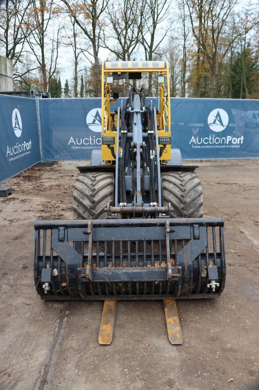 Radlader of the type Eurotrac W12F, Gebrauchtmaschine in Antwerpen (Picture 9)