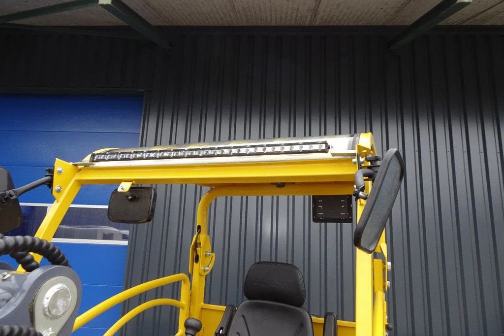 Radlader of the type Eurotrac W12S shovel laadschop, Neumaschine in Losdorp (Picture 8)