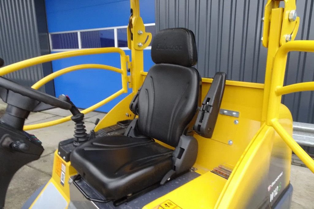 Radlader of the type Eurotrac W12S shovel laadschop, Neumaschine in Losdorp (Picture 10)