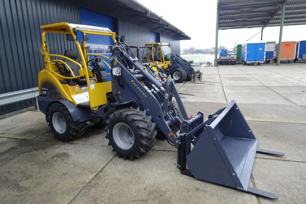 Radlader of the type Eurotrac W12S shovel laadschop, Neumaschine in Losdorp (Picture 2)