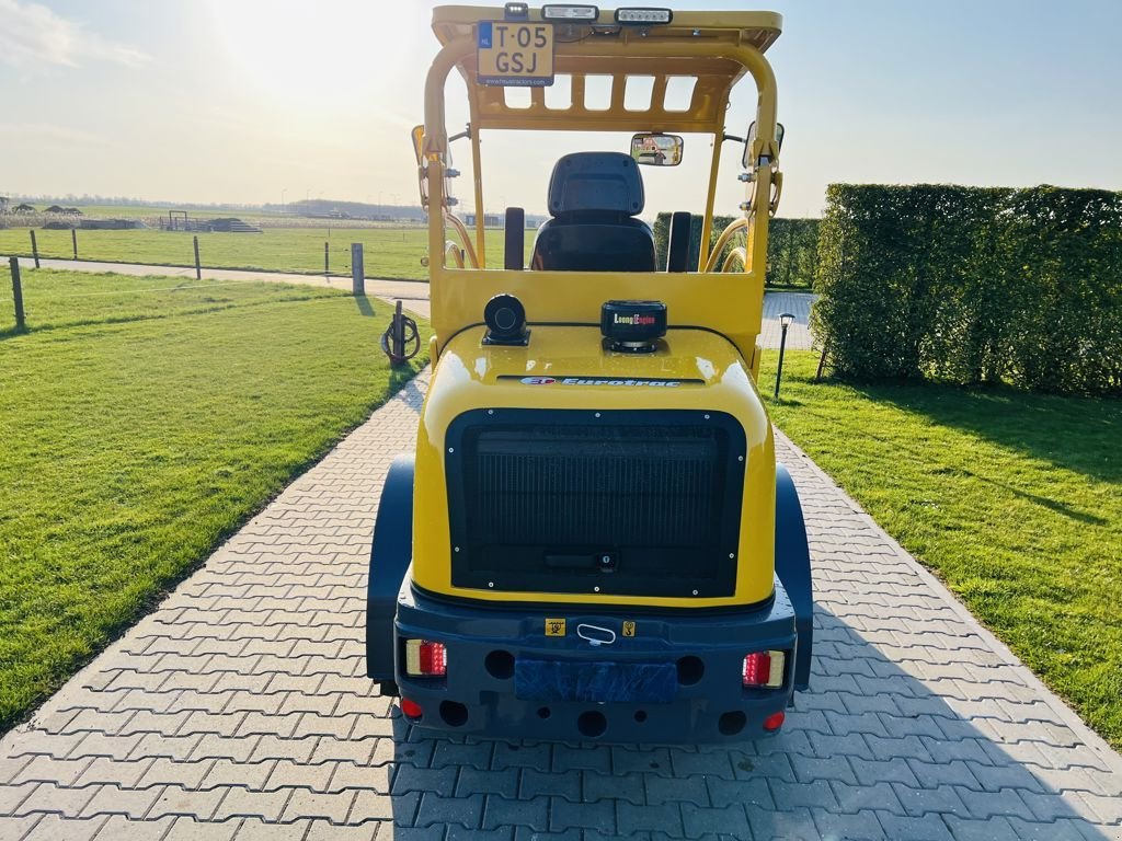 Radlader of the type Eurotrac W13-F, Neumaschine in Coevorden (Picture 6)
