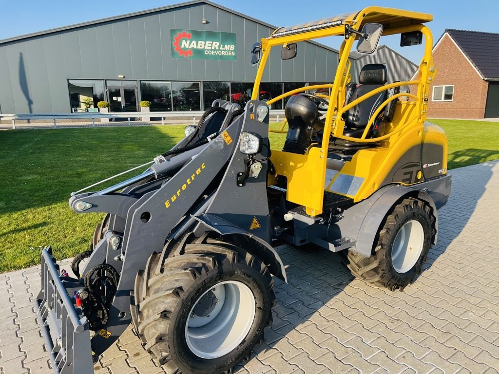 Radlader of the type Eurotrac W13-F, Neumaschine in Coevorden (Picture 1)