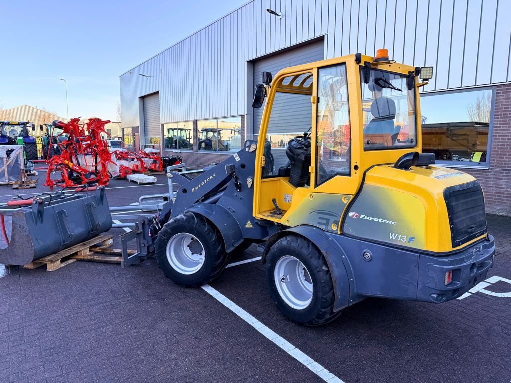 Radlader van het type Eurotrac W13CF Shovel, Gebrauchtmaschine in BOEKEL (Foto 2)