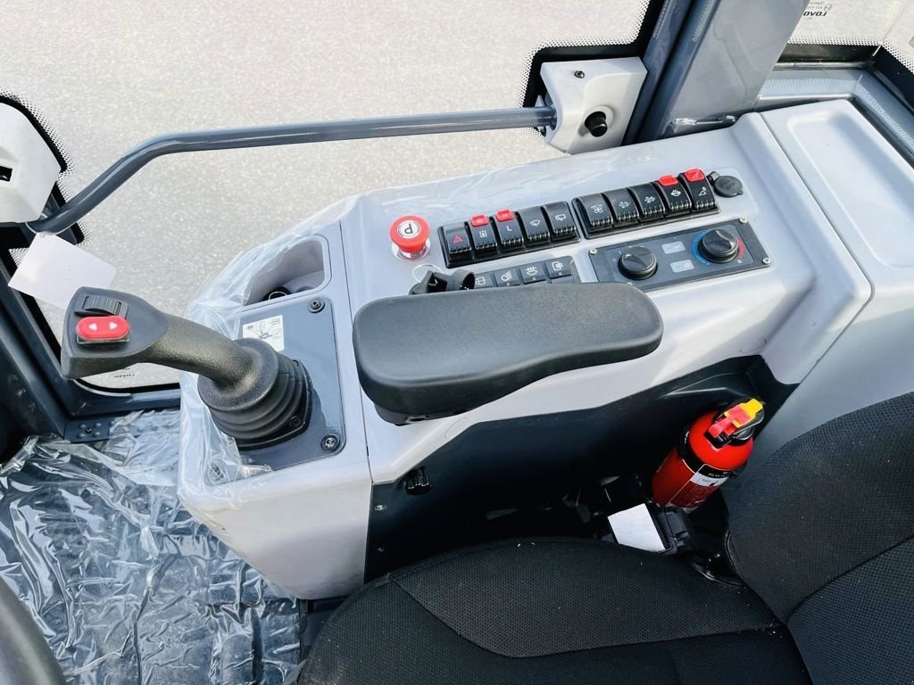 Radlader des Typs Eurotrac WL18, Neumaschine in Coevorden (Bild 9)