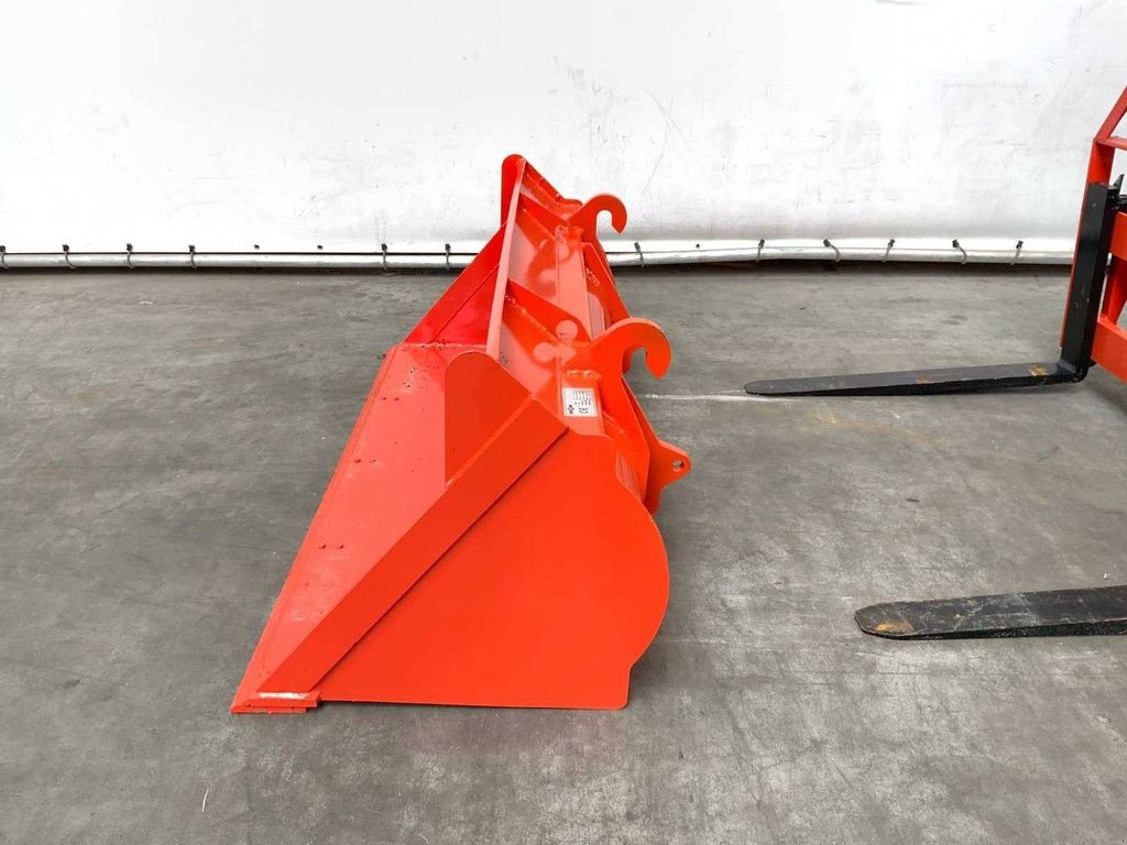 Radlader tipa Everun ER08, Neumaschine u Antwerpen (Slika 8)