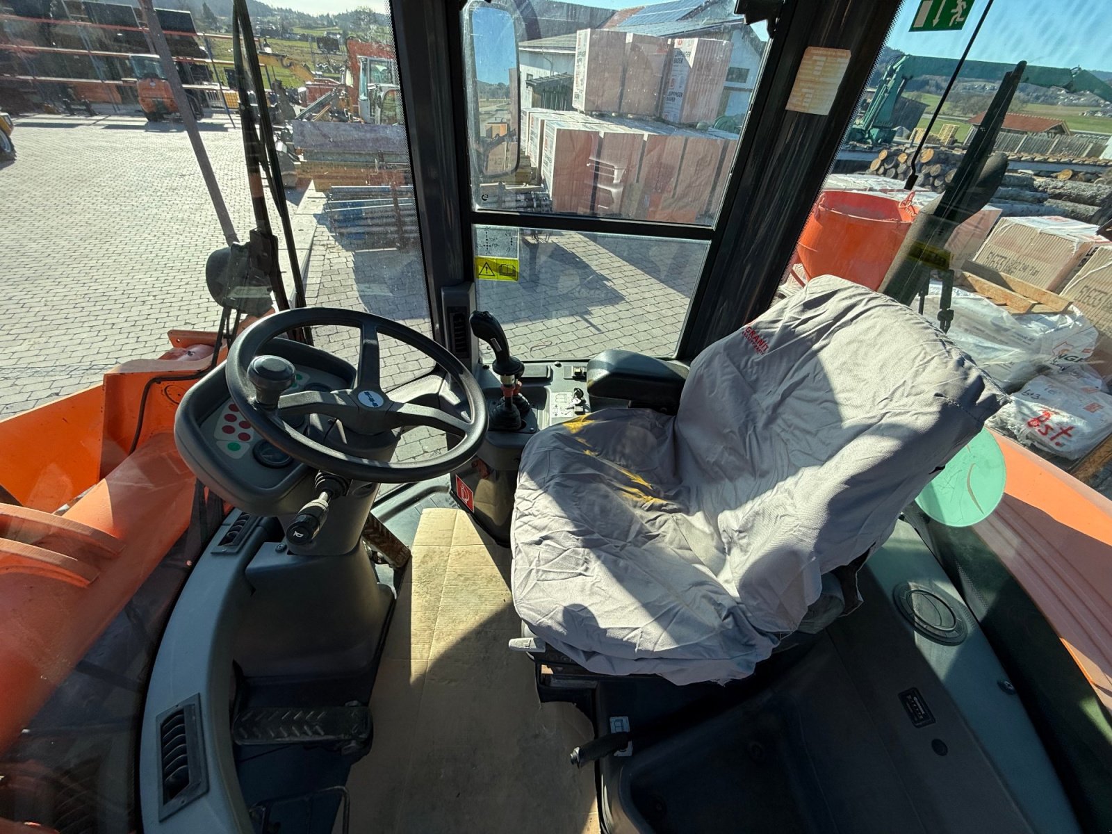 Radlader tip Fiat Hitachi W80, Gebrauchtmaschine in Neureichenau (Poză 9)