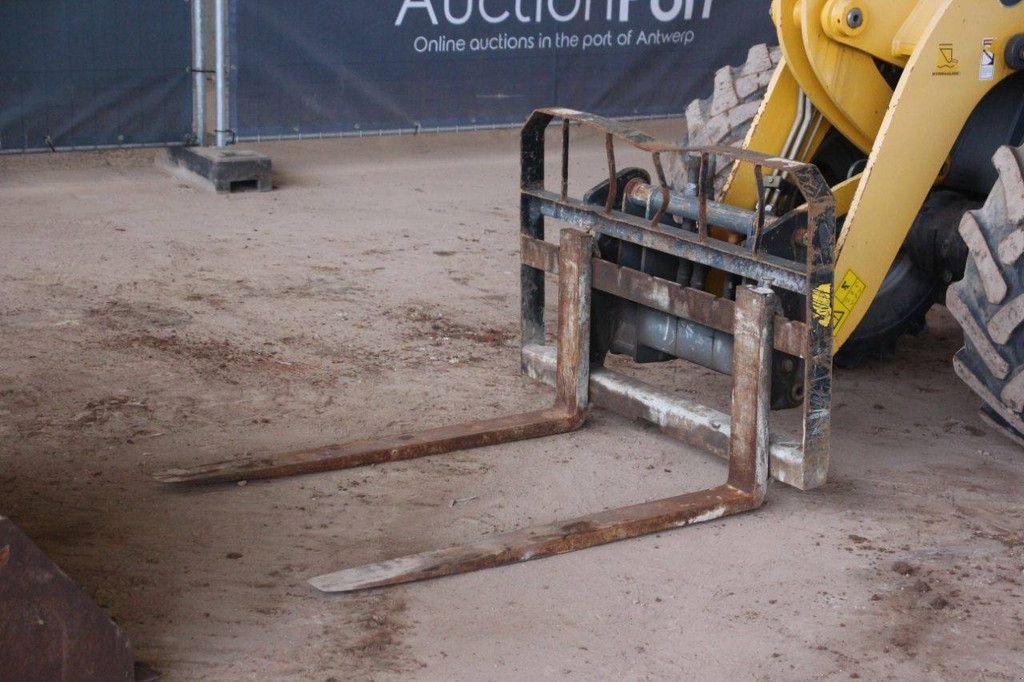 Radlader del tipo Gehl 650, Gebrauchtmaschine en Antwerpen (Imagen 10)