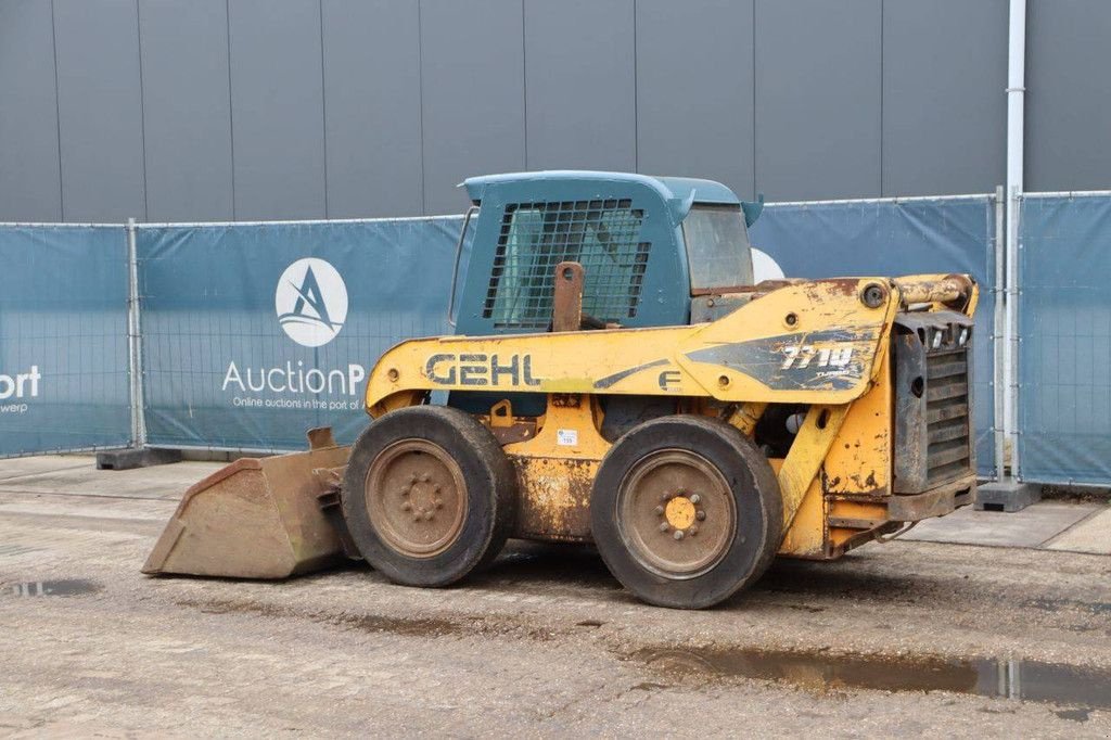 Radlader des Typs Gehl 7710, Gebrauchtmaschine in Antwerpen (Bild 3)