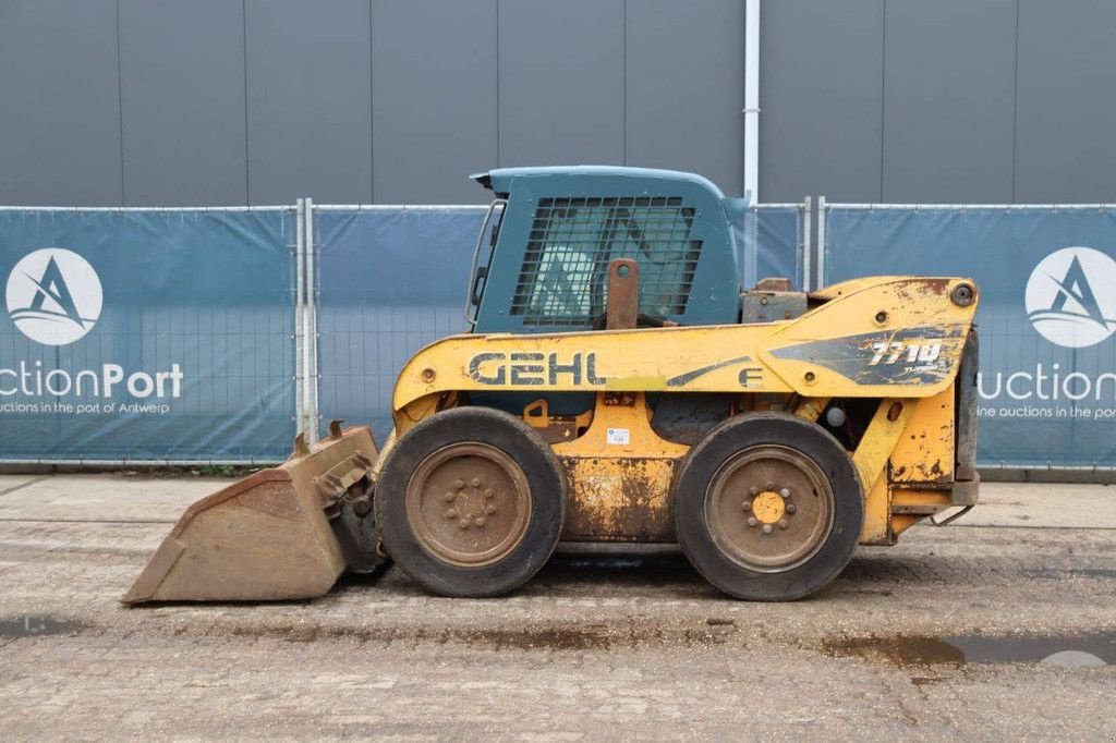 Radlader des Typs Gehl 7710, Gebrauchtmaschine in Antwerpen (Bild 2)