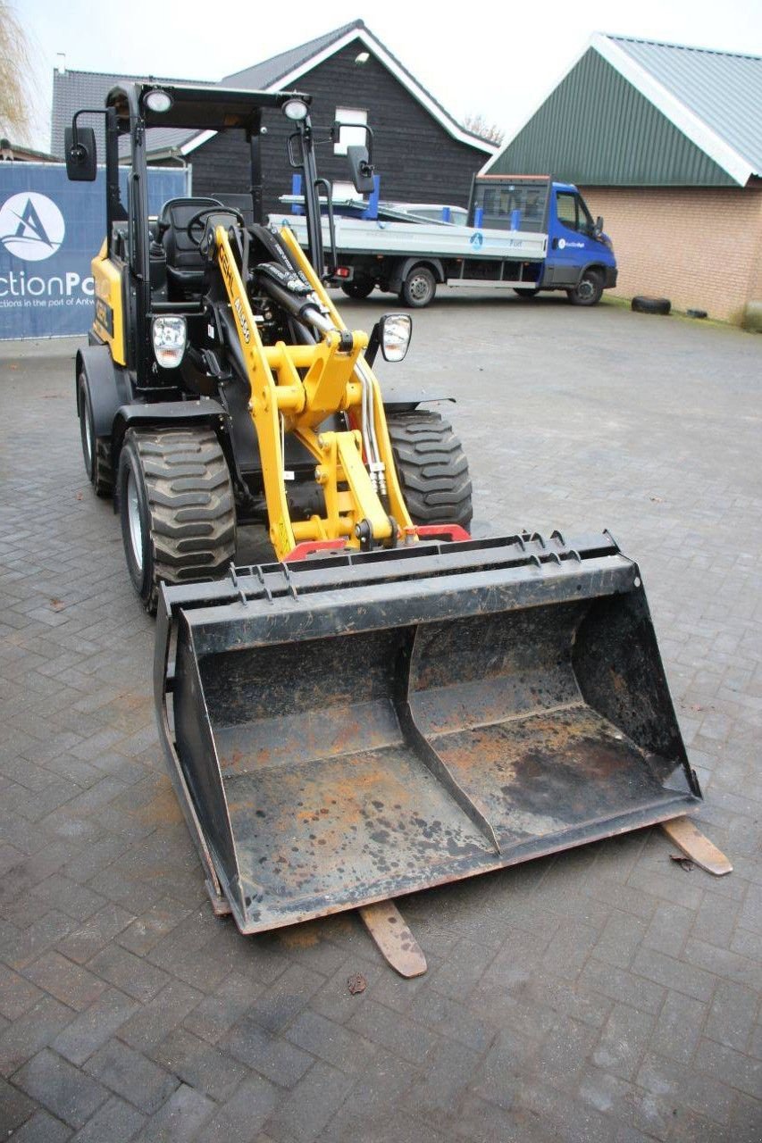 Radlader za tip Gehl AL550, Gebrauchtmaschine u Antwerpen (Slika 7)