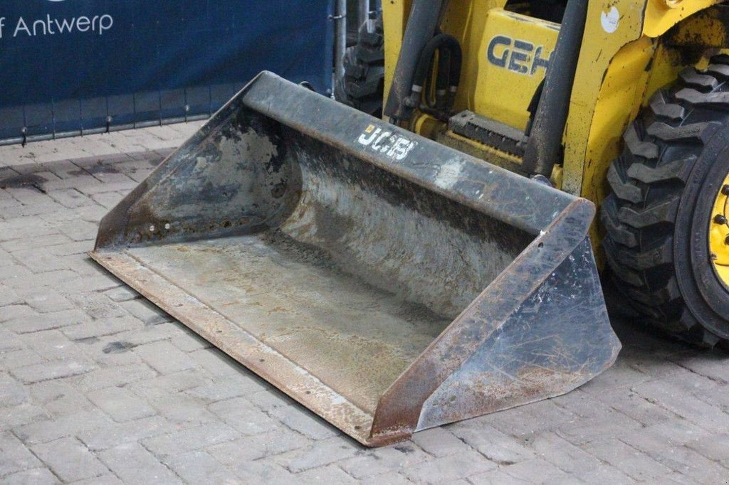 Radlader typu Gehl R165, Gebrauchtmaschine w Antwerpen (Zdjęcie 10)