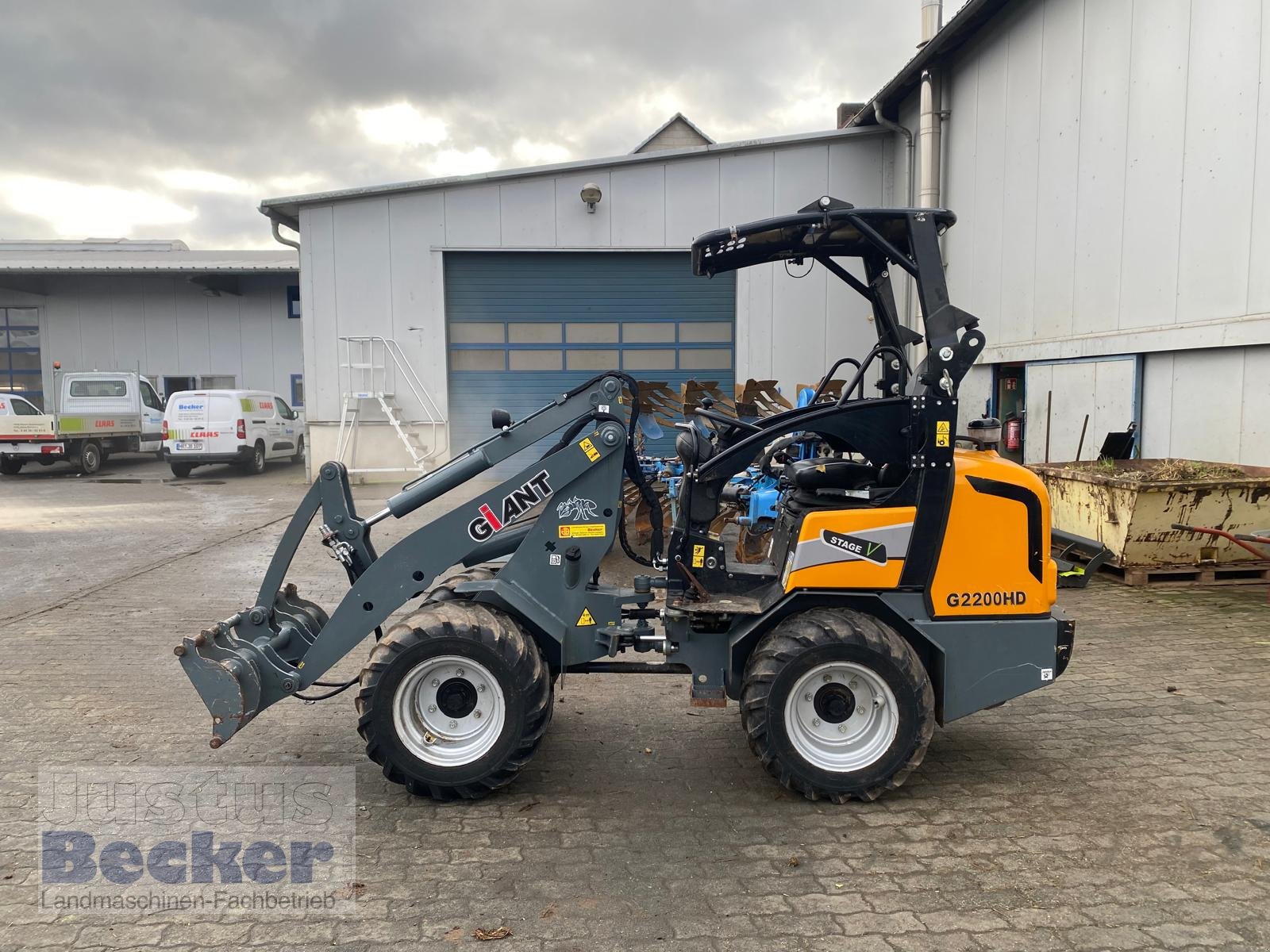 Radlader типа GiANT G 2200, Gebrauchtmaschine в Weimar-Niederwalgern (Фотография 3)