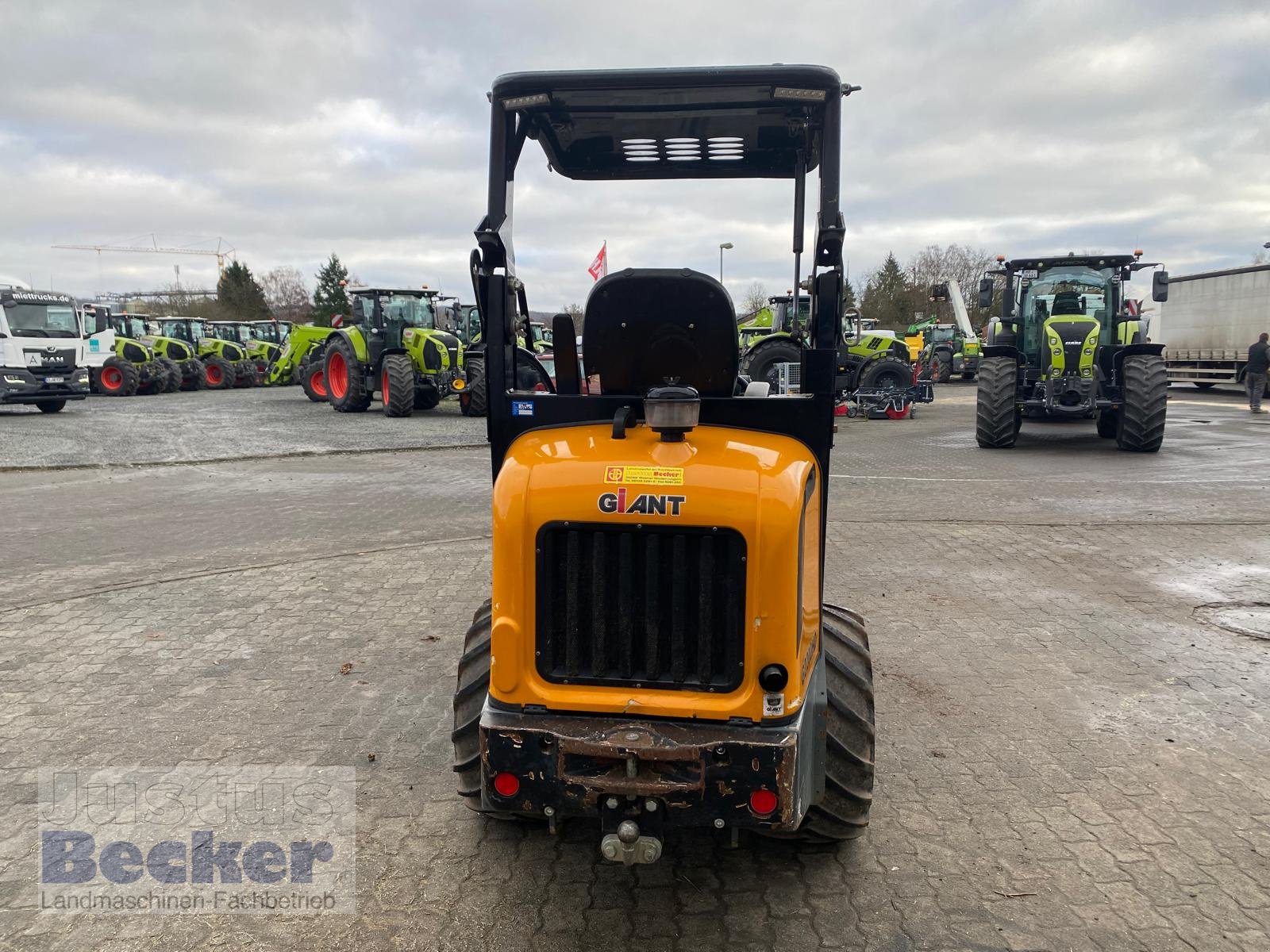 Radlader типа GiANT G 2200, Gebrauchtmaschine в Weimar-Niederwalgern (Фотография 5)