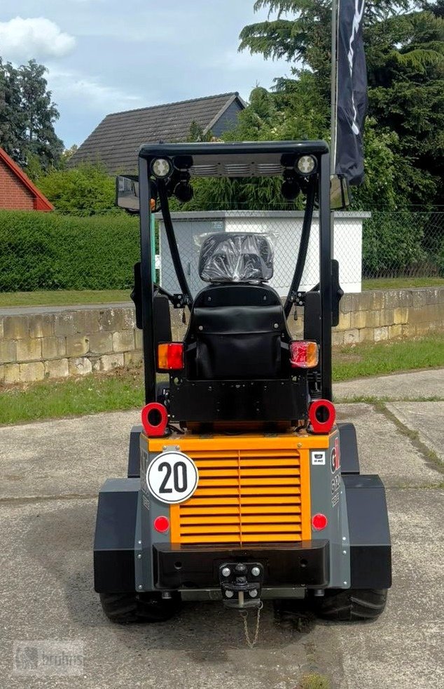 Radlader des Typs GiANT G1200 Tele-Teleskopradlader, Gebrauchtmaschine in Karstädt (Bild 4)