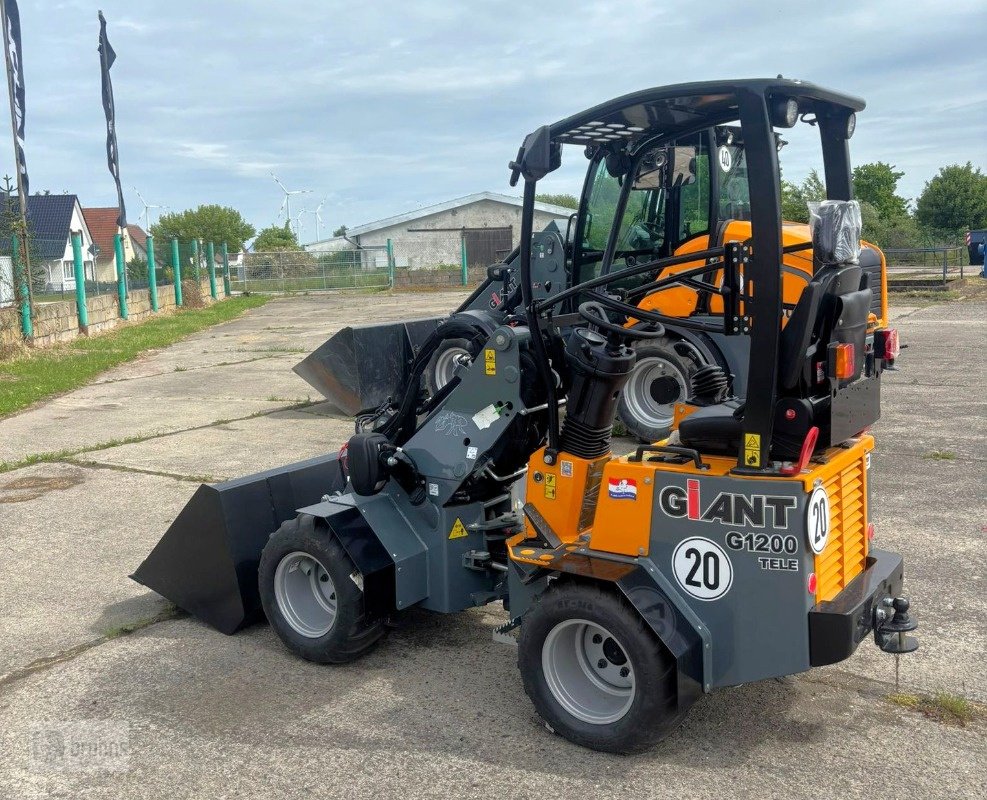 Radlader des Typs GiANT G1200 Tele-Teleskopradlader, Gebrauchtmaschine in Karstädt (Bild 2)