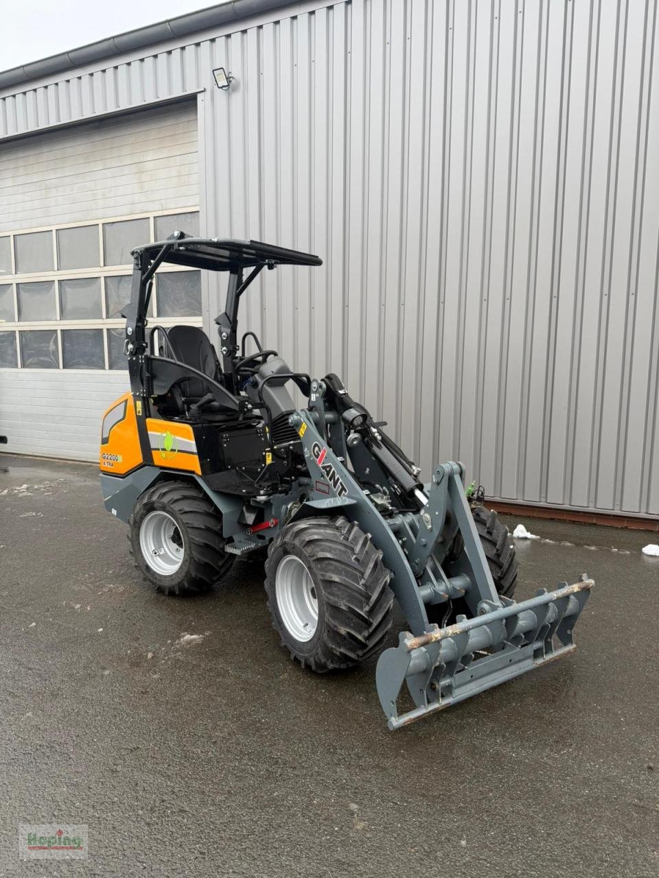 Radlader of the type GiANT G2200E X-TRA, Neumaschine in Bakum (Picture 3)