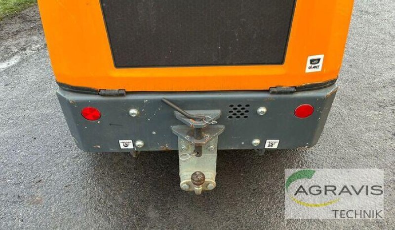 Radlader van het type GiANT G2200E, Gebrauchtmaschine in Melle-Wellingholzhausen (Foto 5)