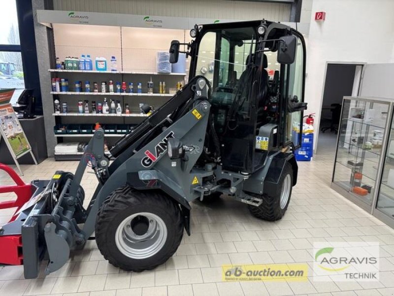 Radlader of the type GiANT G2300 HD, Gebrauchtmaschine in Meppen-Versen