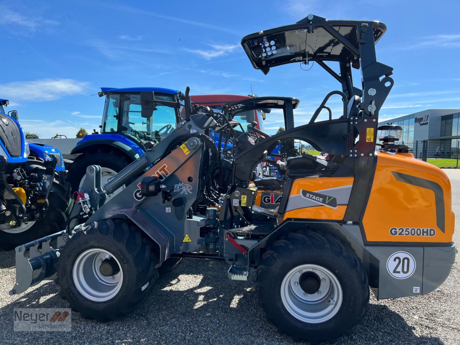 Radlader типа GiANT G2500 X-tra HD Radlader 1,4t Hubkraft *Aktion*, Neumaschine в Bad Waldsee Mennisweiler (Фотография 1)